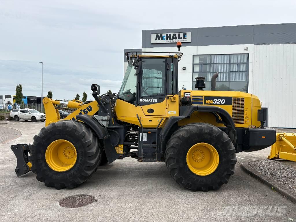 Komatsu WA320-7 Iekrāvēji uz riteņiem