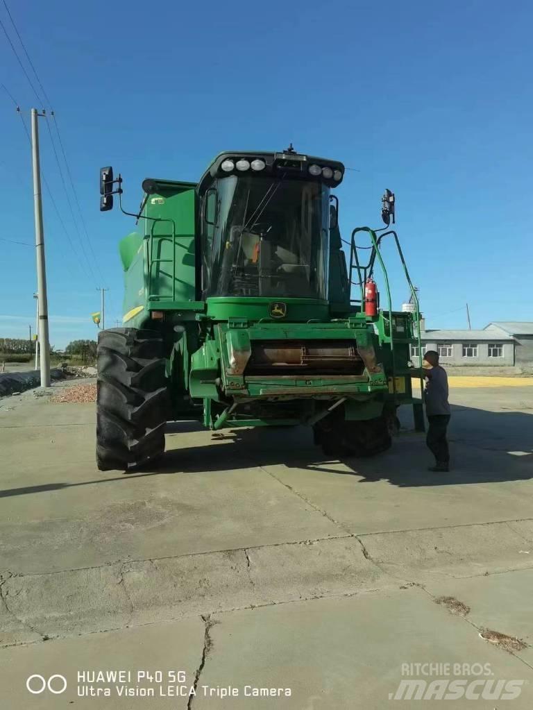 John Deere 9770 STS Ražas novākšanas kombaini