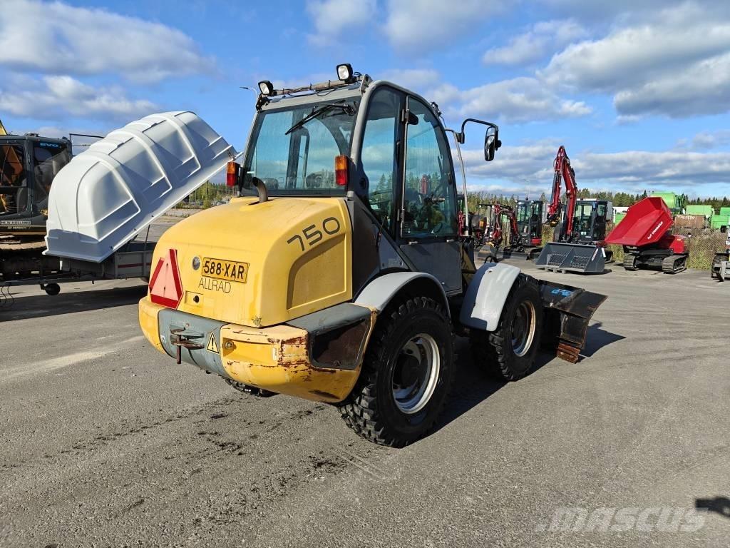 Kramer-allrad 750 Iekrāvēji uz riteņiem