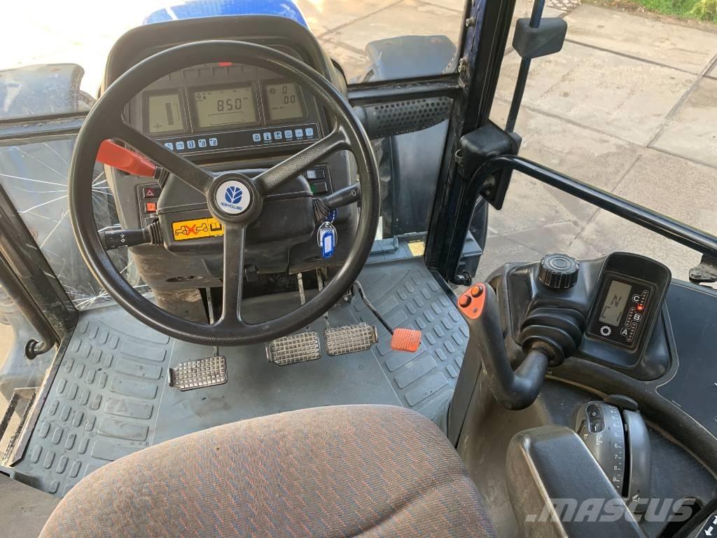 New Holland TM 125 Traktori