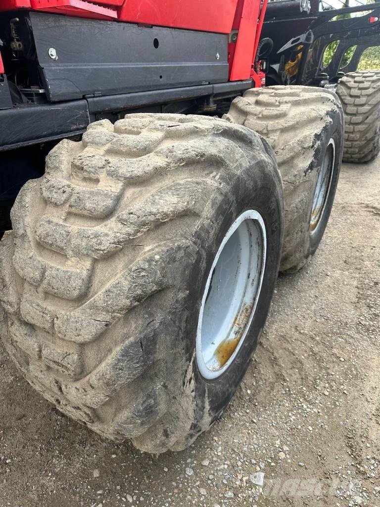 Komatsu 875 Forvarderi