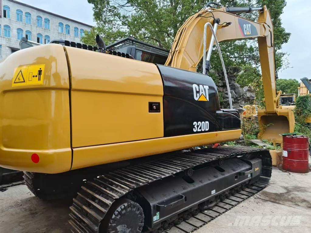 CAT 320d Kāpurķēžu ekskavatori