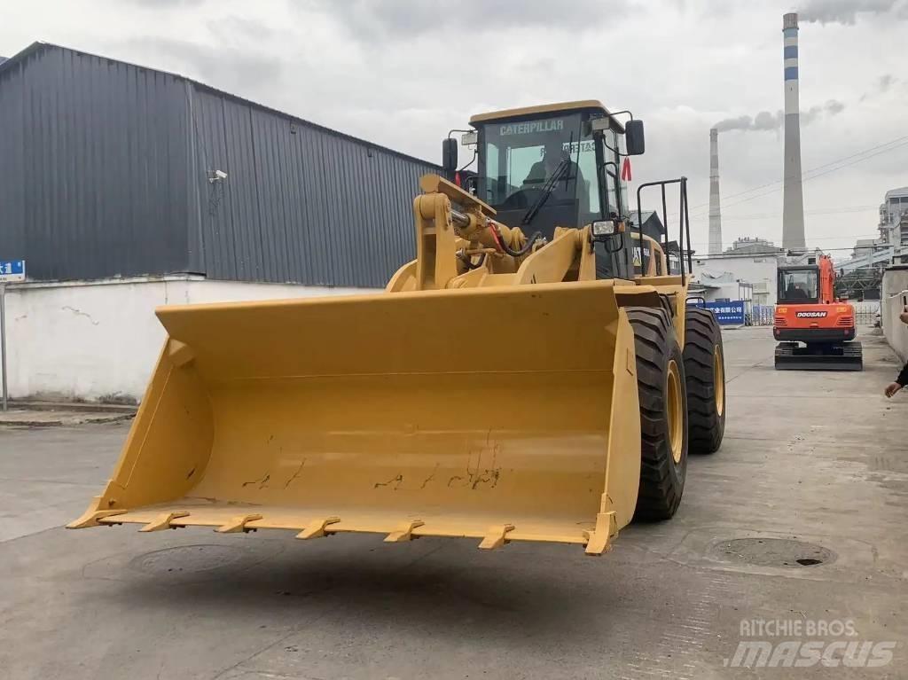 CAT 966 H Iekrāvēji uz riteņiem