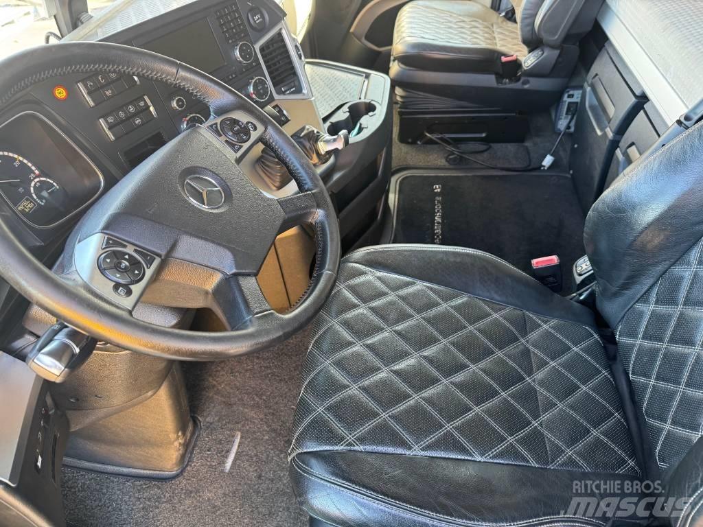 Mercedes-Benz  Vilcēji