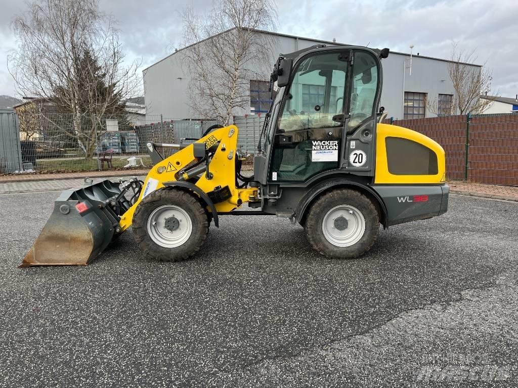 Wacker Neuson WL 38 Iekrāvēji uz riteņiem