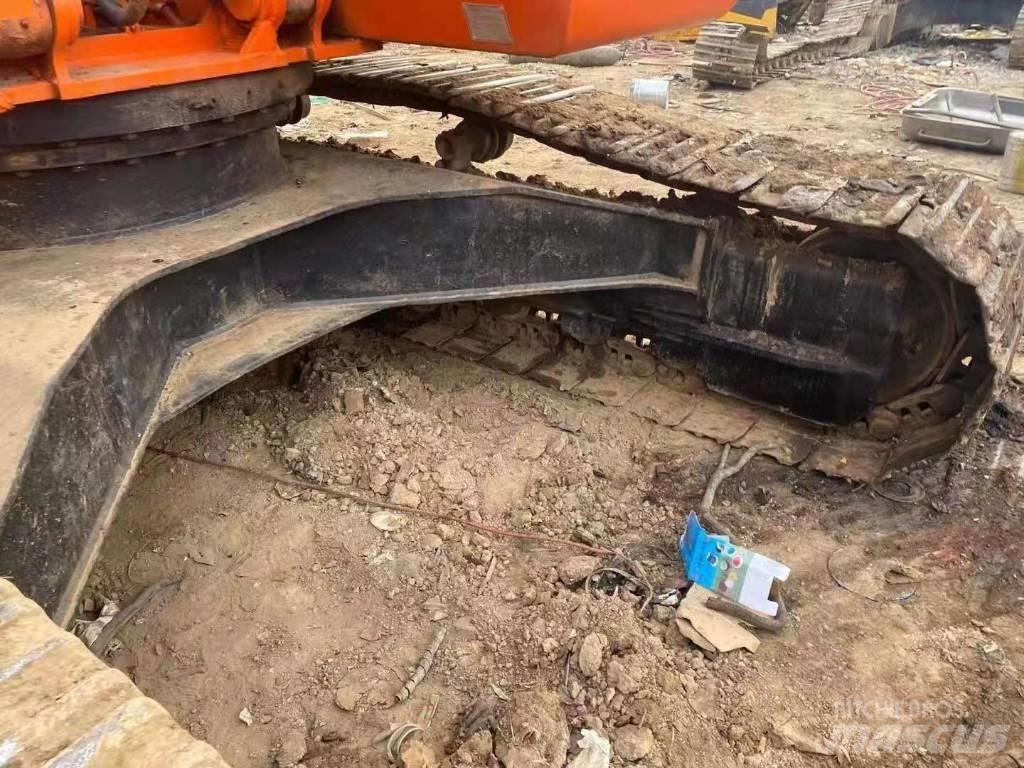 Doosan DH220LC-5 Kāpurķēžu ekskavatori