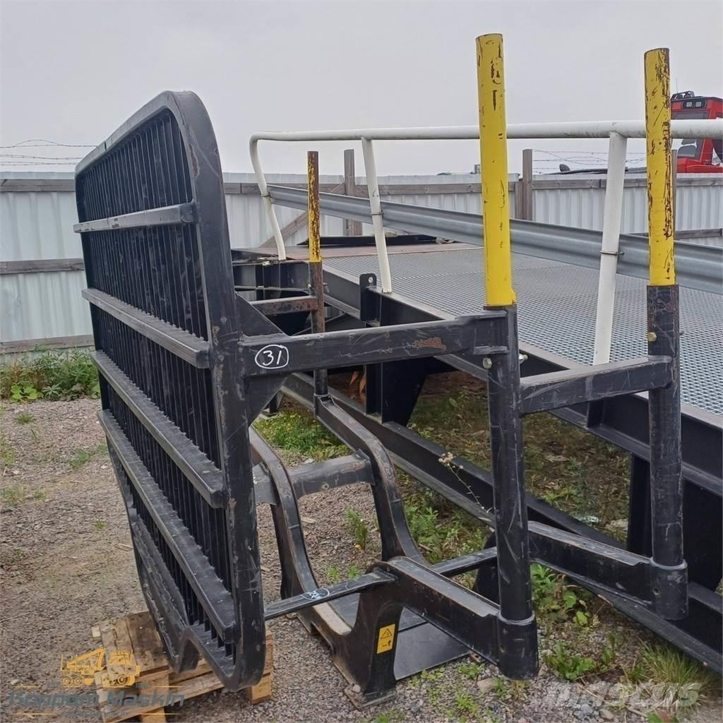 John Deere 810e Citas sastāvdaļas