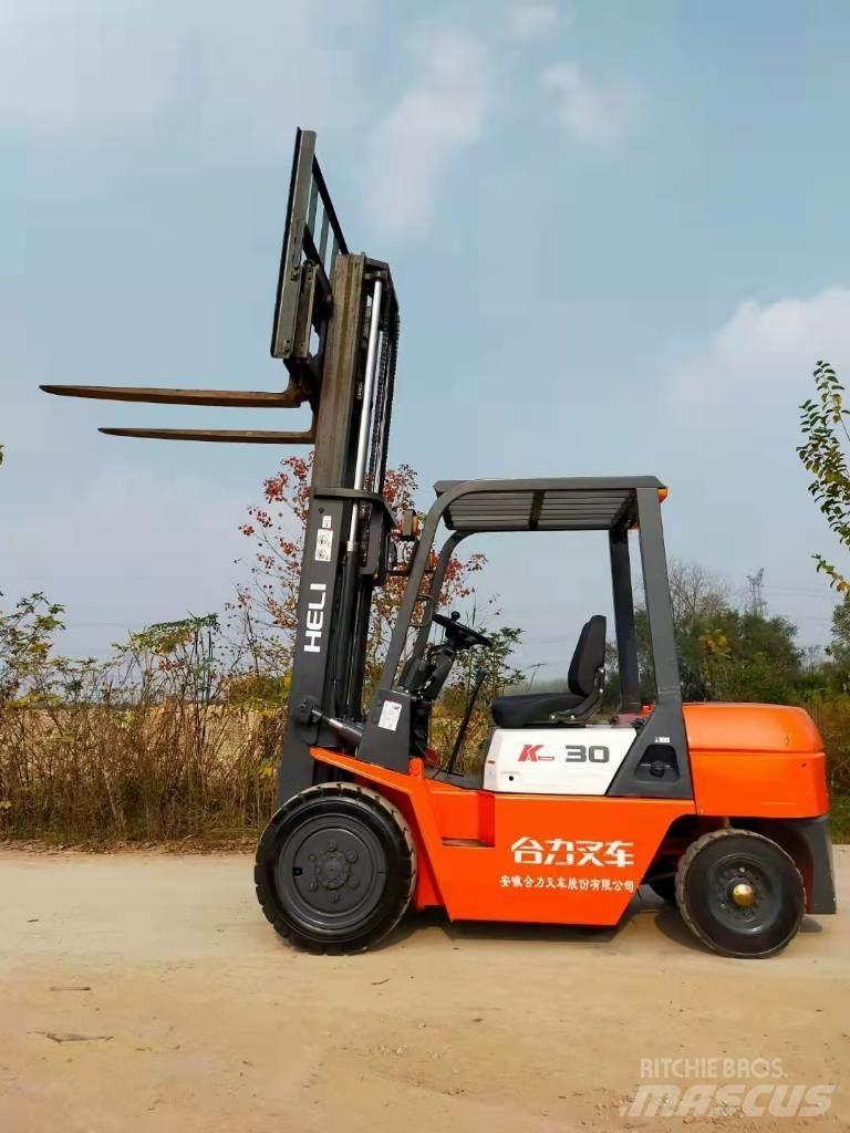 Heli CPCD 30 Tehnika ar dīzeļa dzinēju