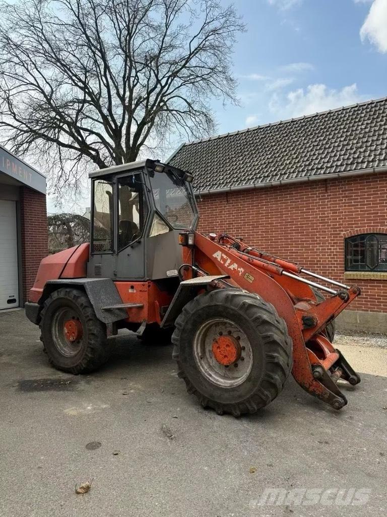 Atlas AR 86 E Iekrāvēji uz riteņiem