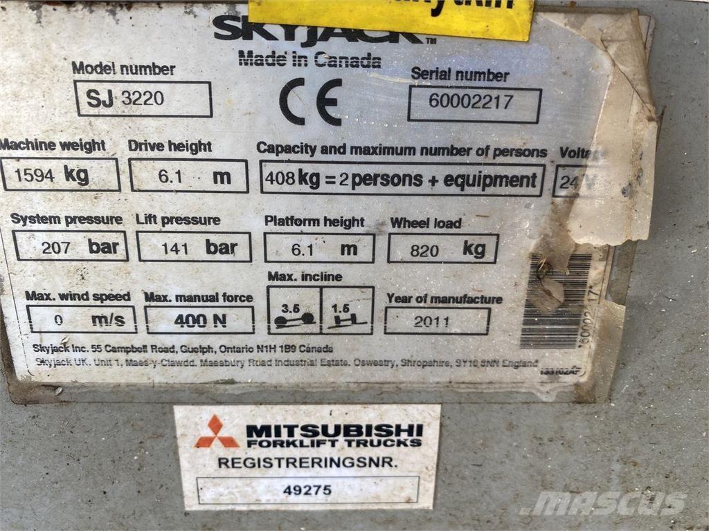 SkyJack SJ3219 Šķerveida pacēlāji