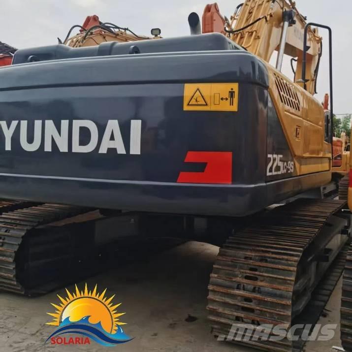 Hyundai R225LC Kāpurķēžu ekskavatori