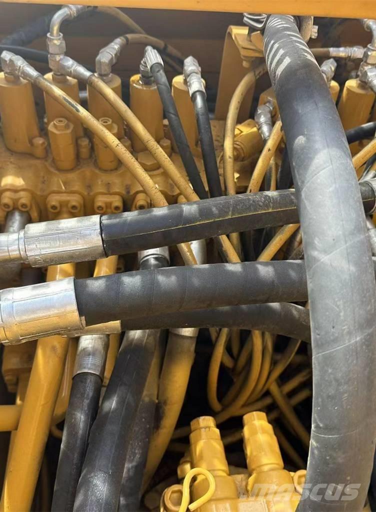 CAT 320 C L Kāpurķēžu ekskavatori