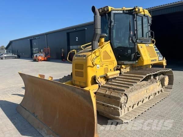 Komatsu D 51 PXi-24 Kāpurķēžu buldozeri