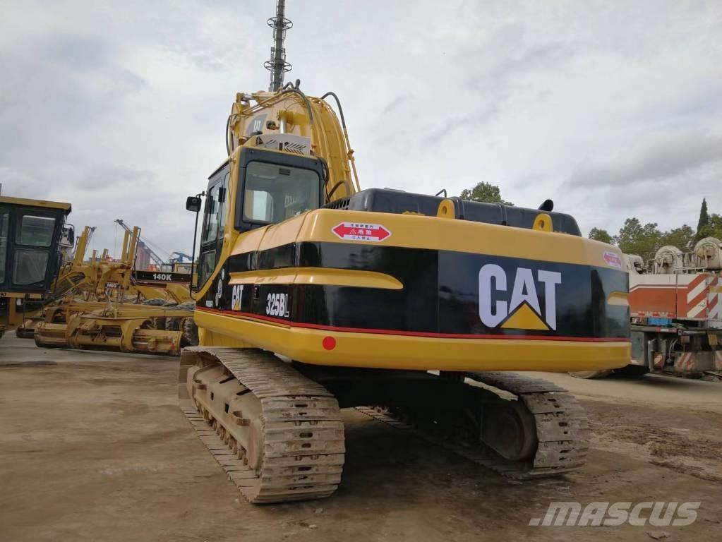 CAT 325 B L Kāpurķēžu ekskavatori