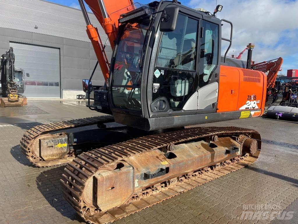 Hitachi ZX210LC-6 Kāpurķēžu ekskavatori