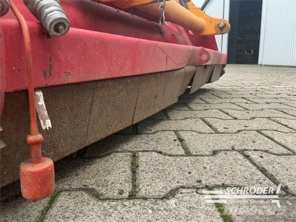  SONSTIGE Pļaujmašīnas/pašgājēji