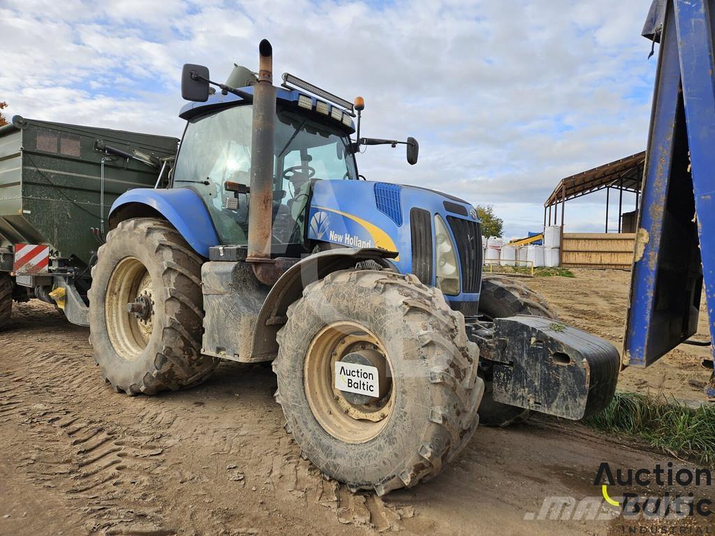 New Holland T 8040 Traktori