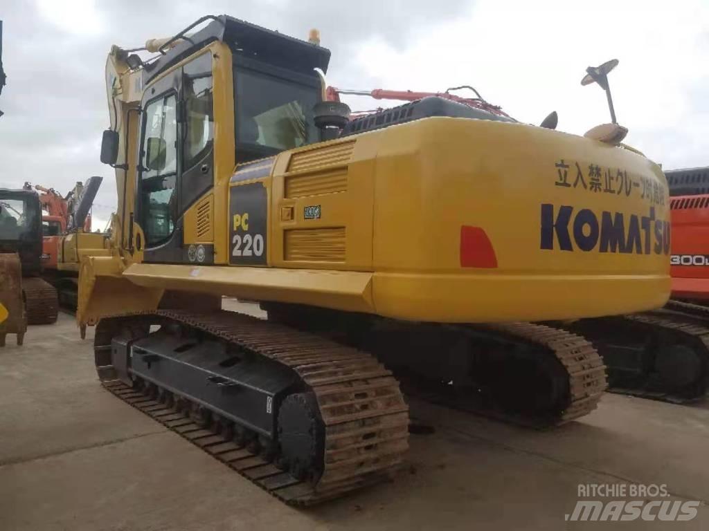 Komatsu PC 220-8 Kāpurķēžu ekskavatori