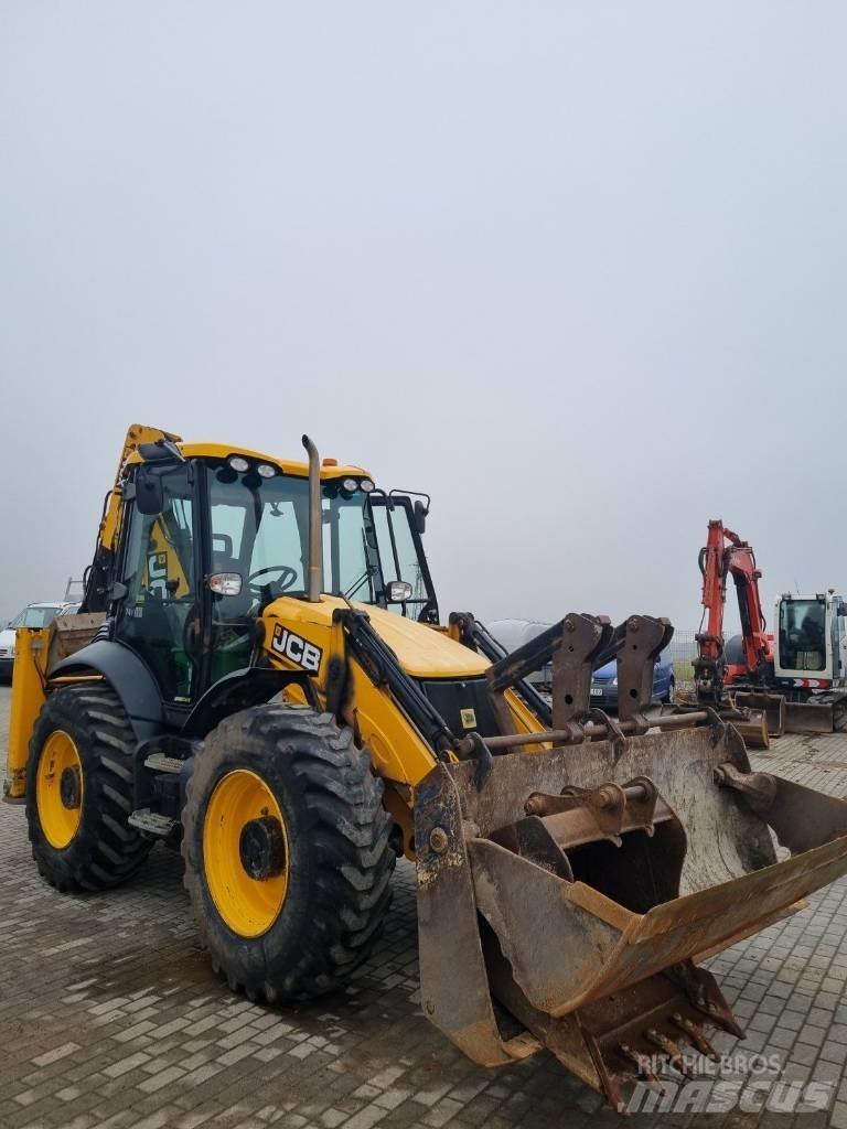JCB 4 CX Ekskavatori-iekrāvēji