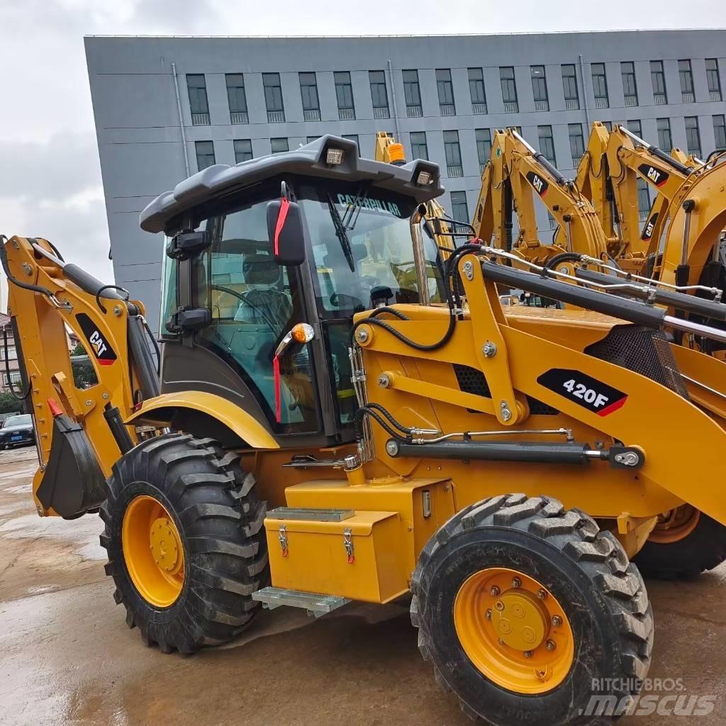 CAT 420 F Ekskavatori-iekrāvēji