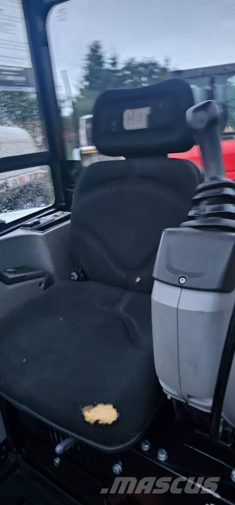 CAT 302.7 D CR Mini ekskavatori < 7 t