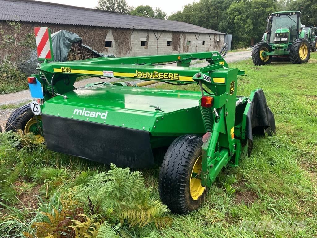 John Deere 1365 Piekabināmās pļaujmašīnas