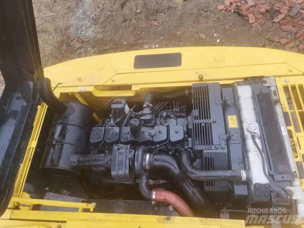 Komatsu pc220-7 Kāpurķēžu ekskavatori
