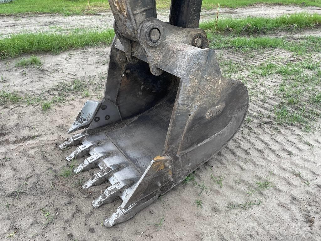 Volvo EC 220 EL Kāpurķēžu ekskavatori