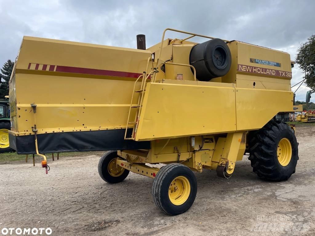 New Holland TX 32 Ražas novākšanas kombaini