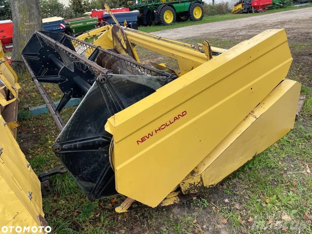 New Holland TX 32 Ražas novākšanas kombaini