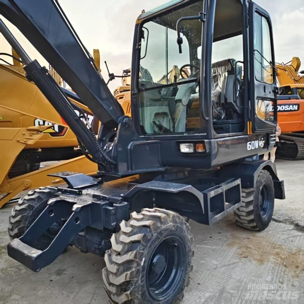 Hyundai 60W-9 Ekskavatori uz riteņiem