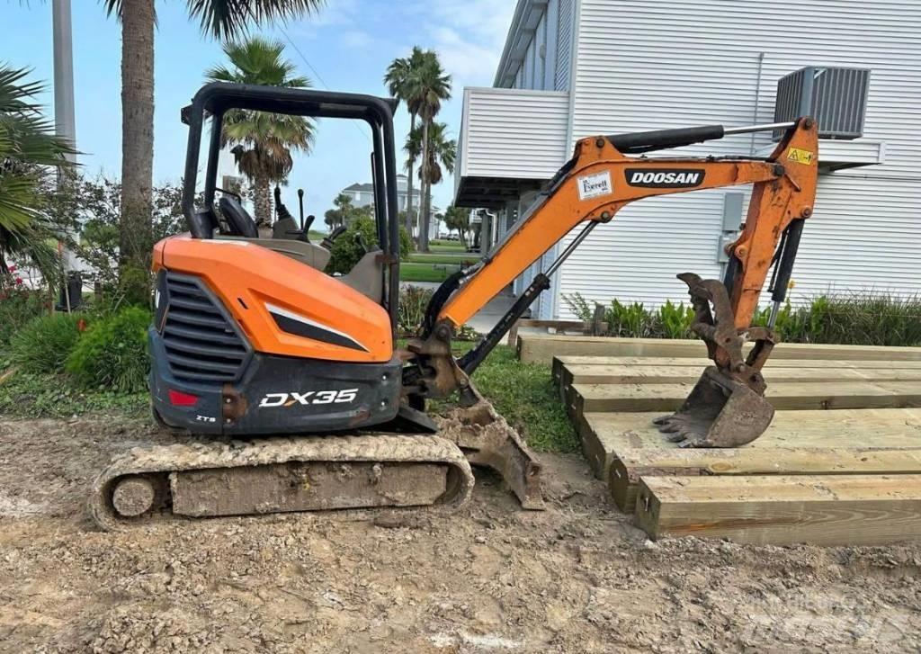Doosan DX 35 Mini ekskavatori < 7 t