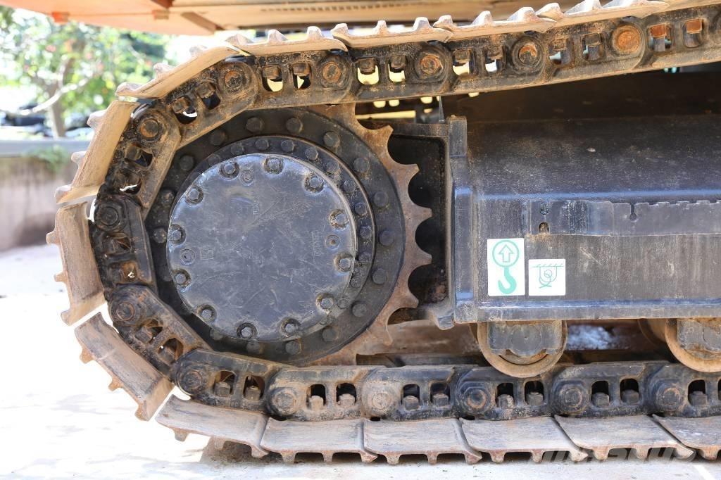 Hitachi ZX 200 LC-6 Kāpurķēžu ekskavatori
