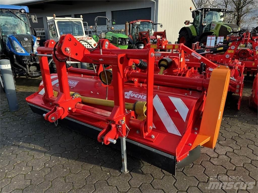 Dücker UM 27 HV G7 Cits lopbarības novācēju, kombainu aprīkojums