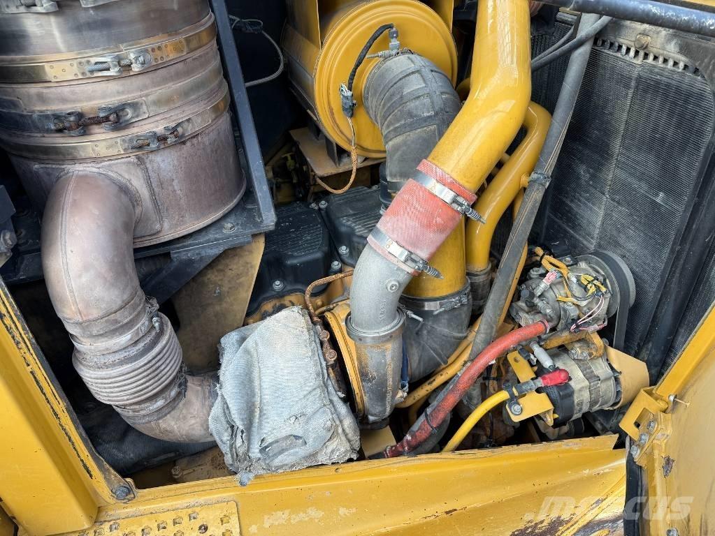 CAT D 8 T LGP Kāpurķēžu buldozeri