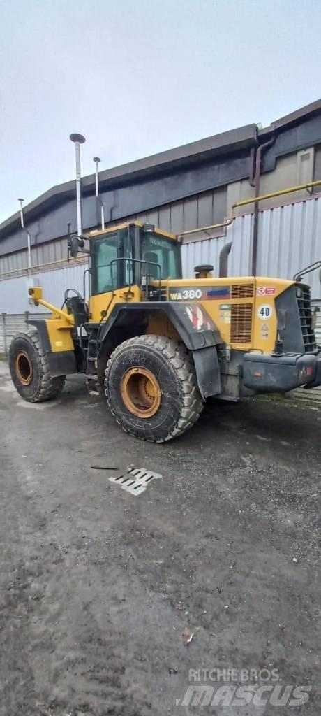 Komatsu WA 380-6 Iekrāvēji uz riteņiem