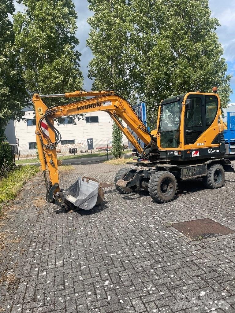 Hyundai 55w9a Ekskavatori uz riteņiem