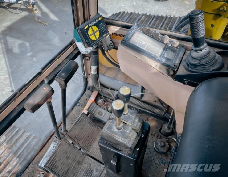 Komatsu PC 200 LC-3 Kāpurķēžu ekskavatori