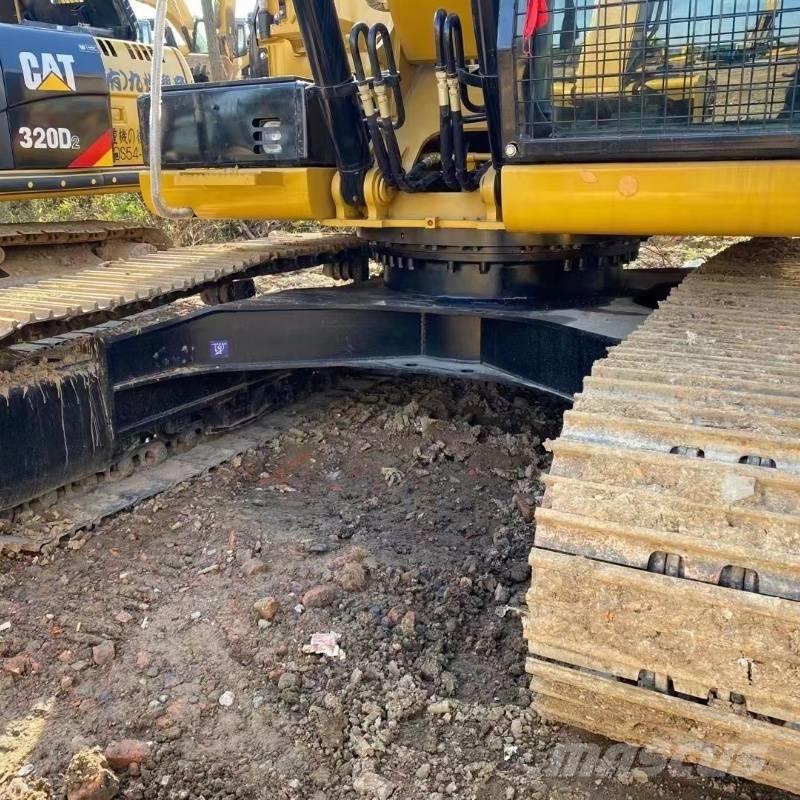 CAT 320 D Kāpurķēžu ekskavatori