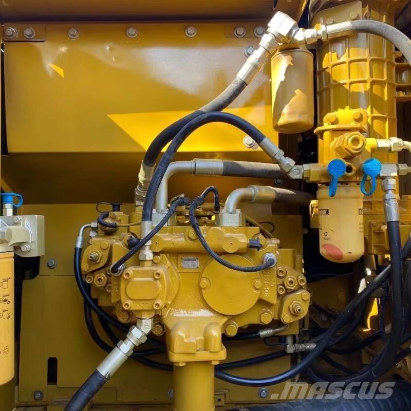 CAT 320 D Kāpurķēžu ekskavatori