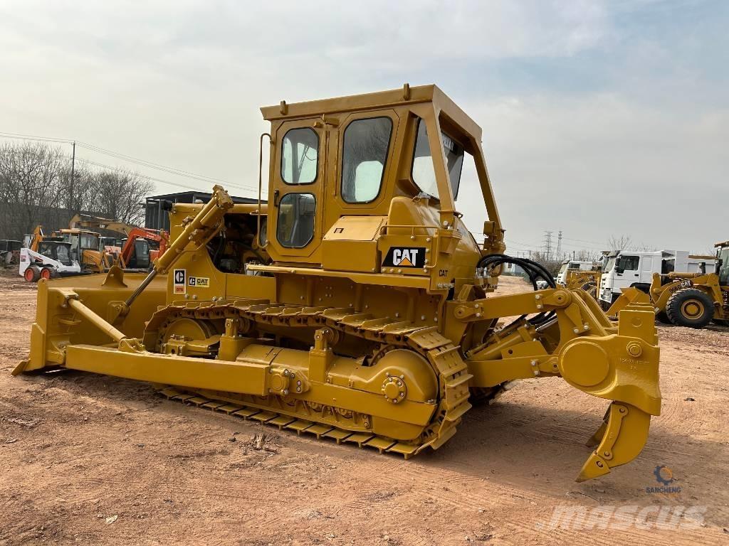 CAT D7G Kāpurķēžu buldozeri