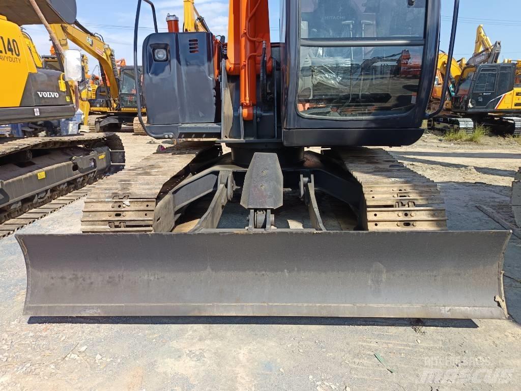Hitachi ZX 75 Vidēja lieluma ekskavatori 7 t - 12 t