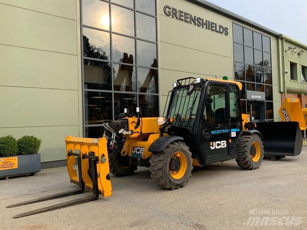 JCB 525-60 E Teleskopiskie manipulatori