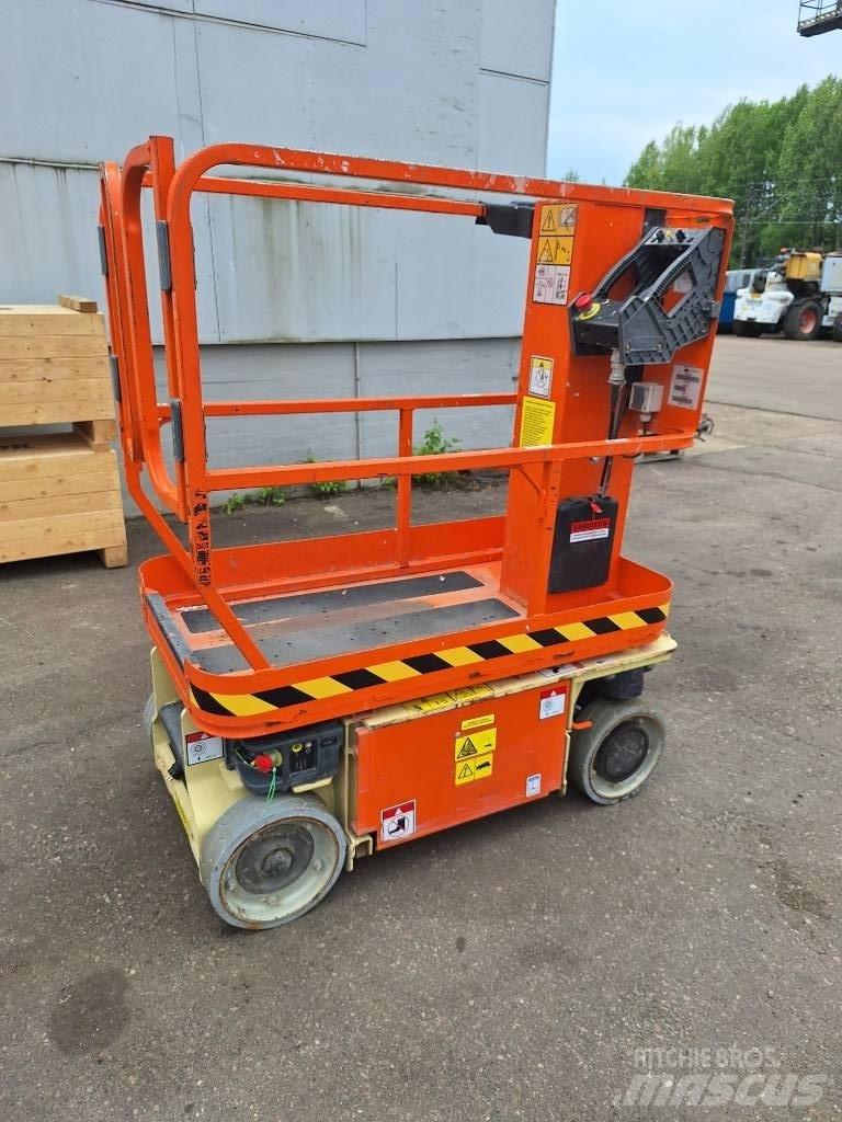 JLG 1230 ES Šķerveida pacēlāji