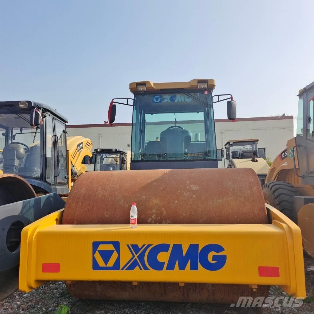 XCMG XS 223 J Vienvalča grunts veltņi