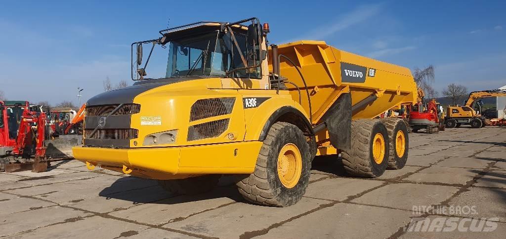 Volvo A 30 F Artikulētie pašizgāzēji
