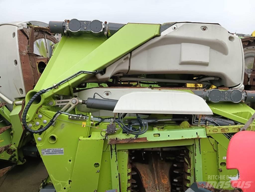 CLAAS ORBIS 750 Lopbarības novācēji