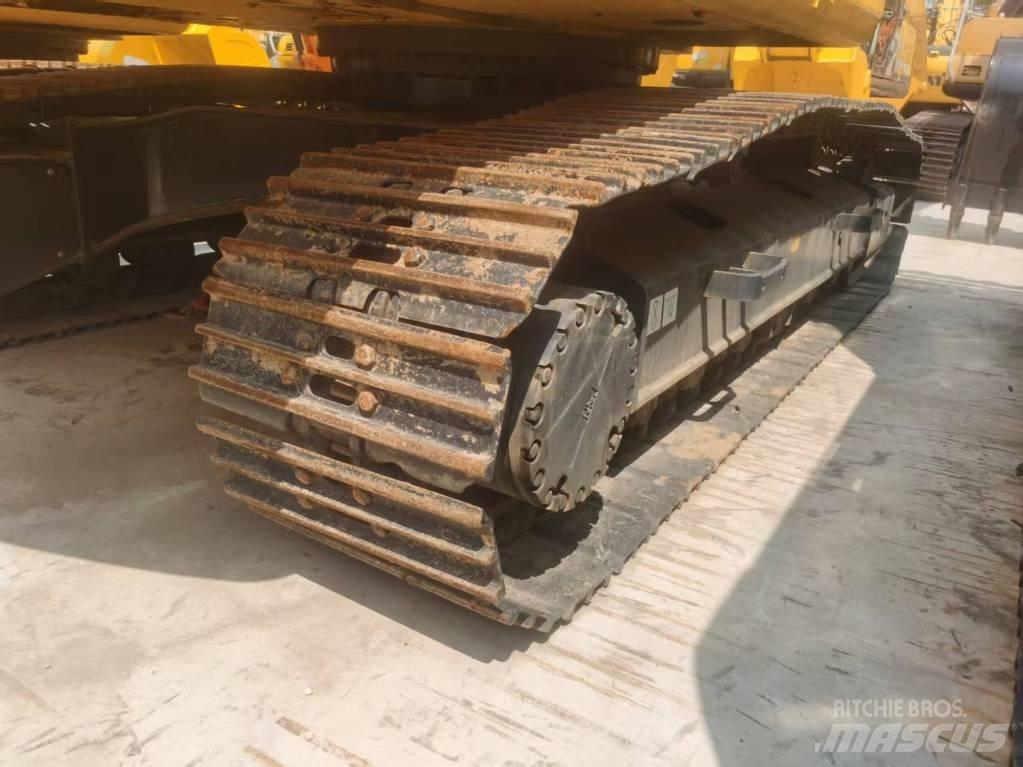 Komatsu PC 200-8 Kāpurķēžu ekskavatori
