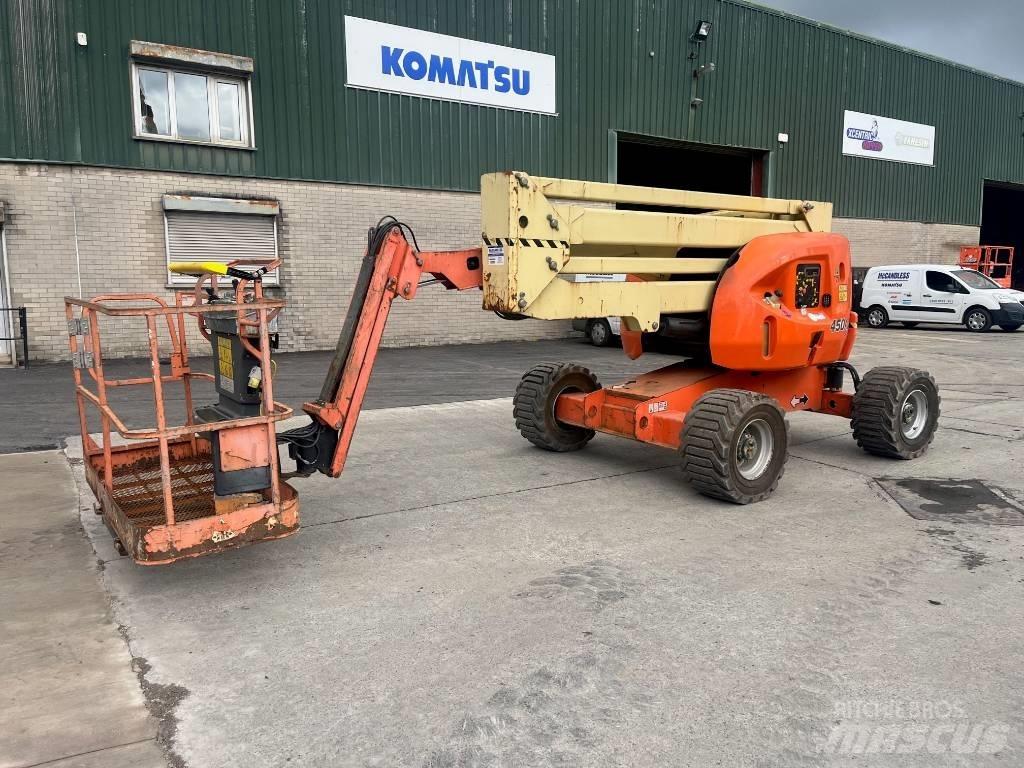 JLG 450 AJ Strēles pacēlāji
