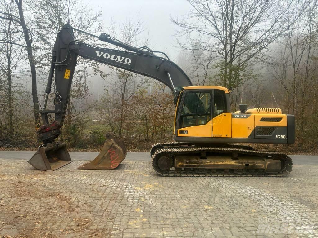 Volvo EC 220 DL Kāpurķēžu ekskavatori